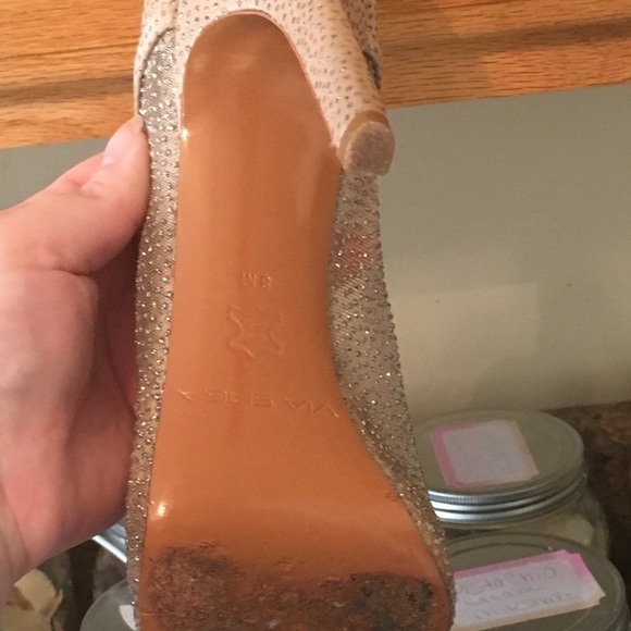 Heels - Picture 3 of 5